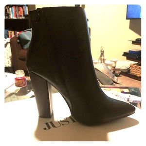 Black heel boots